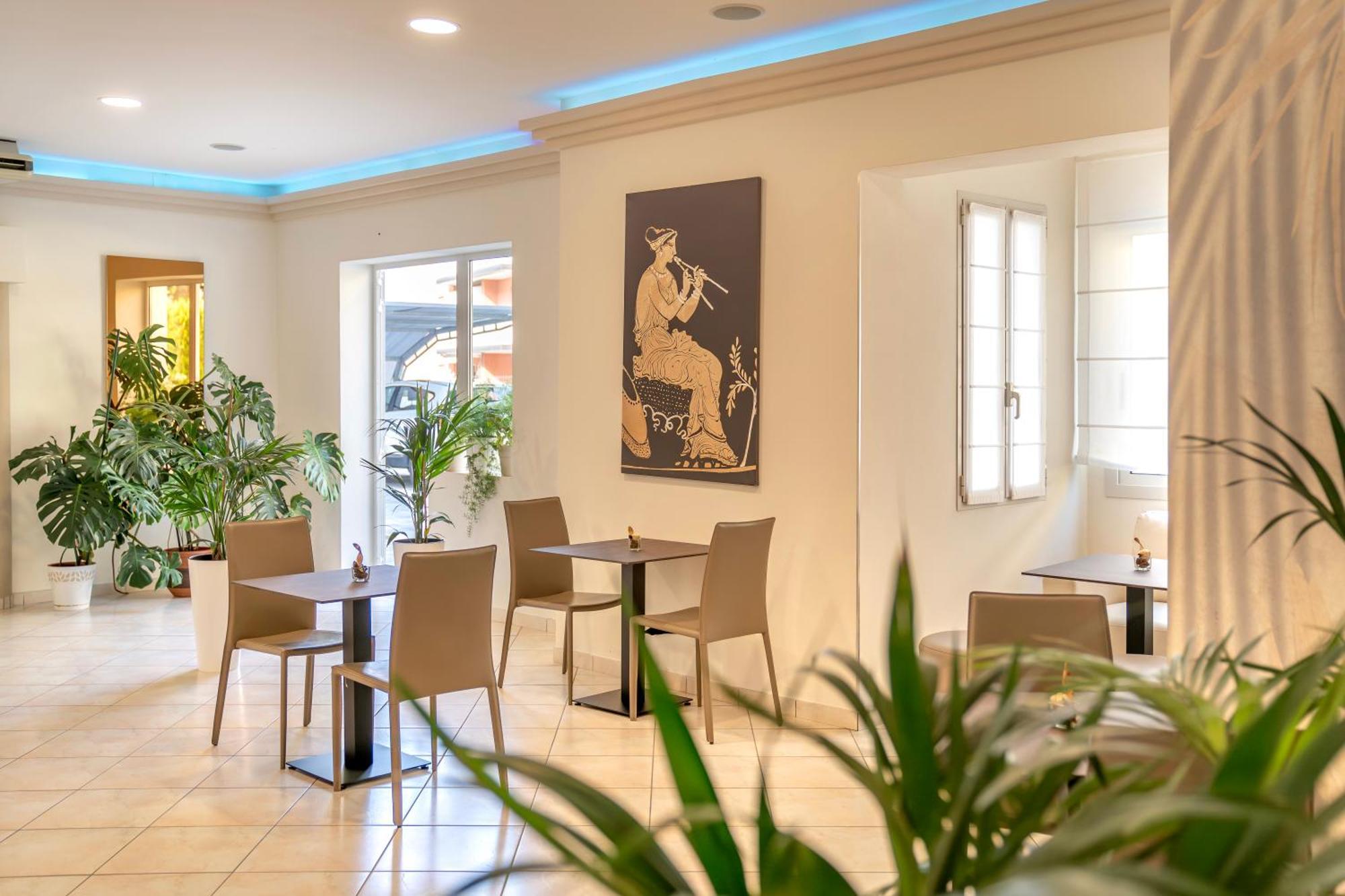 Hotel Atenea Golden Star Caorle Exterior foto
