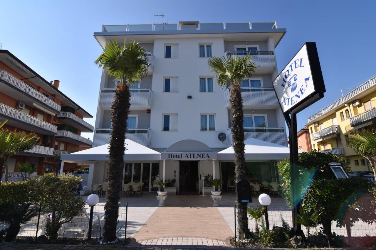 Hotel Atenea Golden Star Caorle Exterior foto